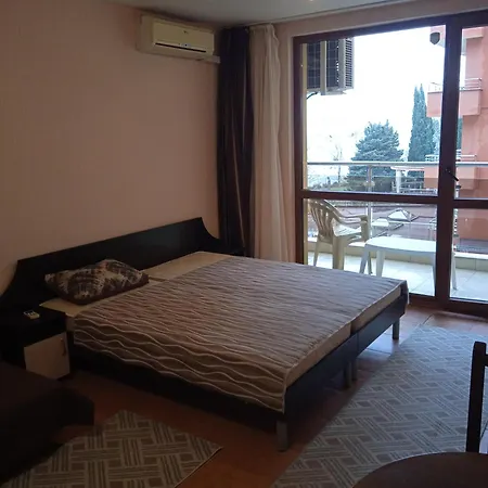 Apartamento Private Studio, South Beaсh, Nessebar, Larisa