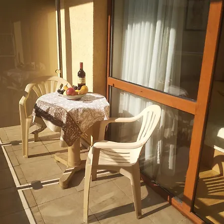 Private Studio, South Beaсh, Nessebar, Larisa Νεσέμπαρ