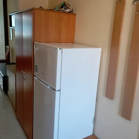 Apartment Private Studio, South Beaсh, Nessebar, Larisa *
