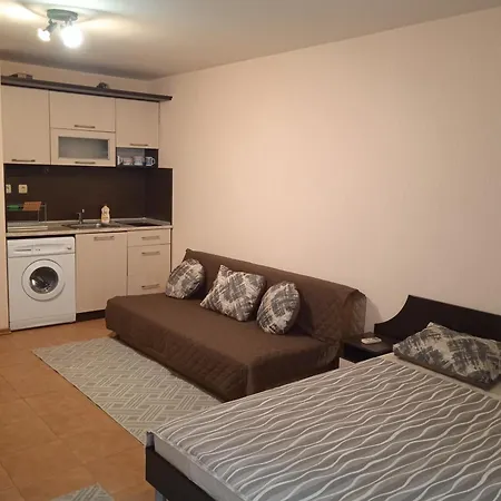 Private Studio, South Beaсh, Nessebar, Larisa * Несебър